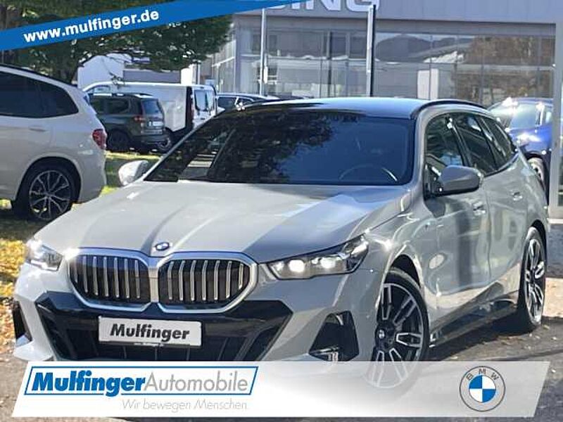 BMW 540d xDr.M Sport HUD ACC ParkProf.B&W Standh.AHK 540 Sportpaket Bluetooth Navi LED Vollleder Klima Standhzg PDC el. Fenster in 73457 Essingen / Aalen BMW 540d xDr.M Sport HUD ACC ParkProf.B&W Standh.AHK 540 Sportpaket Bluetooth Navi LED Vollleder Klima Standhzg PDC el. Fenster