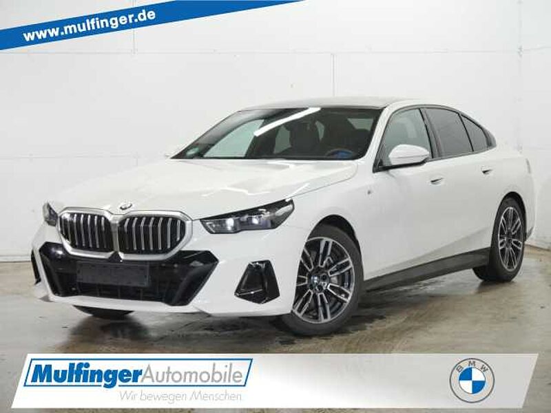 BMW 540d xDr.M Sport Int-Aktiv-Lenk.PanoD.P-Prof.AHK 540 Sportpaket Bluetooth HUD Navi LED Klima Aktivlenkung PDC el. Fenster