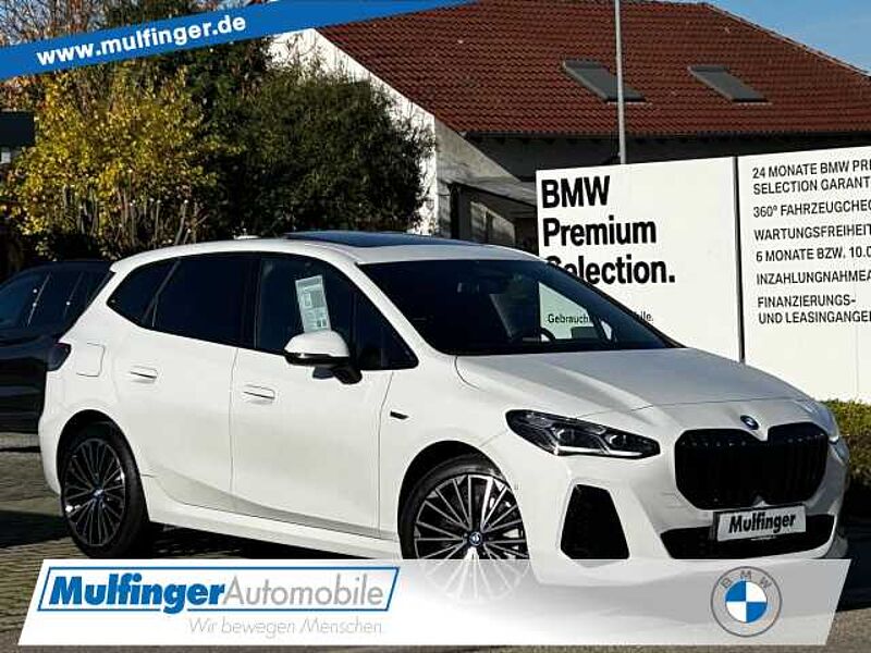 BMW 230e xDr.AT.M Sport HUD ACC SuView H/K PanoD.19' 230 Active Tourer PanoD.19' Sportpaket Bluetooth Navi LED Klima Standhzg PDC el. in 71522 Backnang BMW 230e xDr.AT.M Sport HUD ACC SuView H/K PanoD.19' 230 Active Tourer PanoD.19' Sportpaket Bluetooth Navi LED Klima Standhzg PDC el.