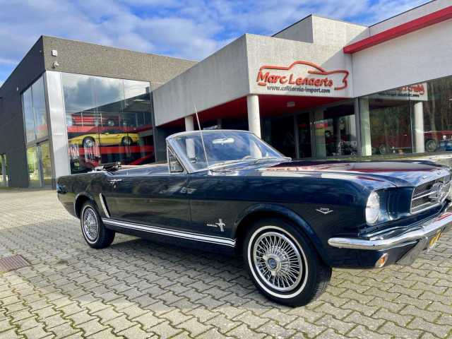 Ford Mustang Cabrio 