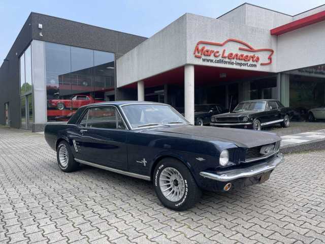 Ford Mustang 