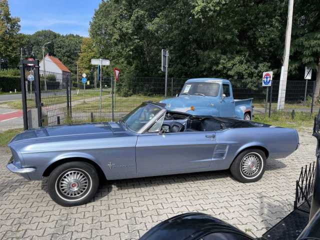 Ford Mustang cabrio 