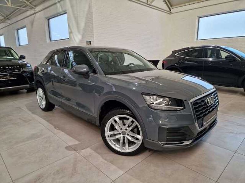 Audi Q2 BENZINE-LEDER-GPS-73000KM! !!!