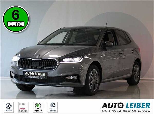 SKODA Fabia 1.0 TSI Tour Cam/VC/CarPlay