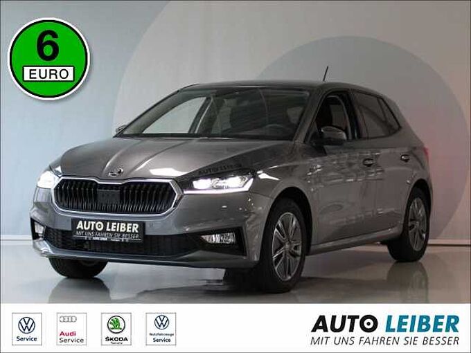 SKODA Fabia 1.0 TSI Tour Cam/VC/CarPlay