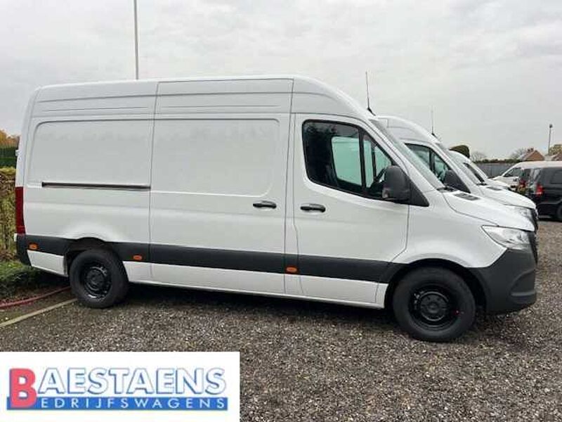 Mercedes-Benz Sprinter 317 L2H2 AUTOMAAT TREKH 3500 KG &euro; 44800 EX BTW