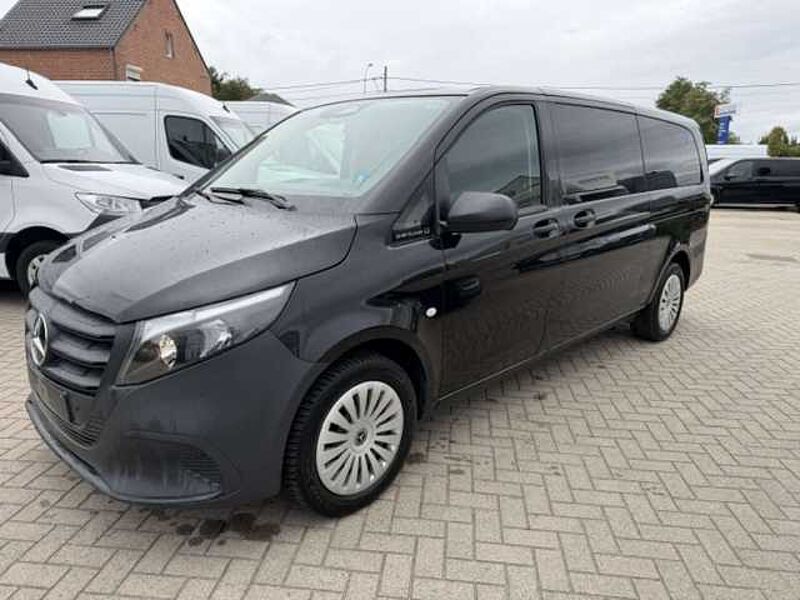 Mercedes-Benz Vito tourer dub kabine 6 pl - 43000 ex btw in 2221 Booischot Mercedes-Benz Vito tourer dub kabine 6 pl - 43000 ex btw
