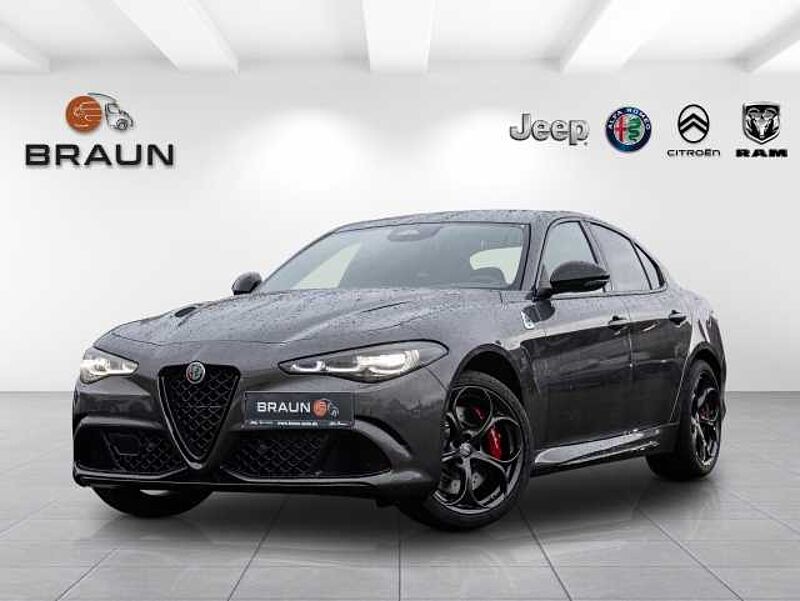 Alfa Romeo Giulia 2.9 V6 Bi-Turbo AT8 Quadrifoglio
