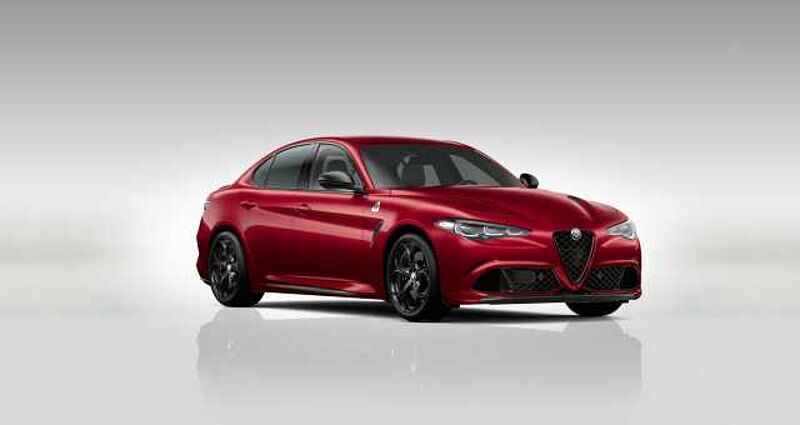 Alfa Romeo Giulia 2.9 V6 Bi-Turbo Quadrifoglio ORO
