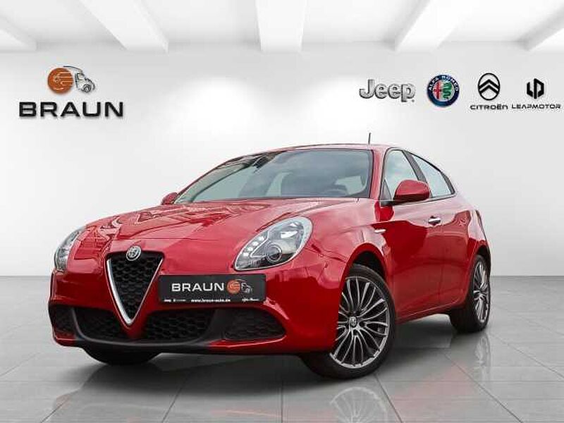 Alfa Romeo Giulietta 1.4 TB 16V in 56070 Koblenz Alfa Romeo Giulietta 1.4 TB 16V