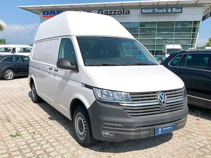 Volkswagen T6 Transporter 6.1 2.0 TDI 110CV PL Furgone in 31033 Castelfranco Veneto Volkswagen T6 Transporter 6.1 2.0 TDI 110CV PL Furgone