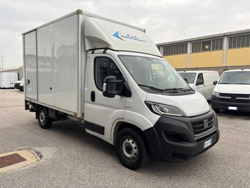 Fiat Ducato 2.2 Mjt 160cv con Sponda Caricatrice