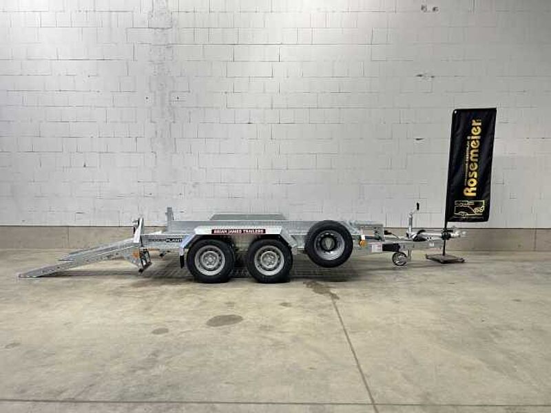 Brian James Cargo Digger Plant 2 Maschinentransporter