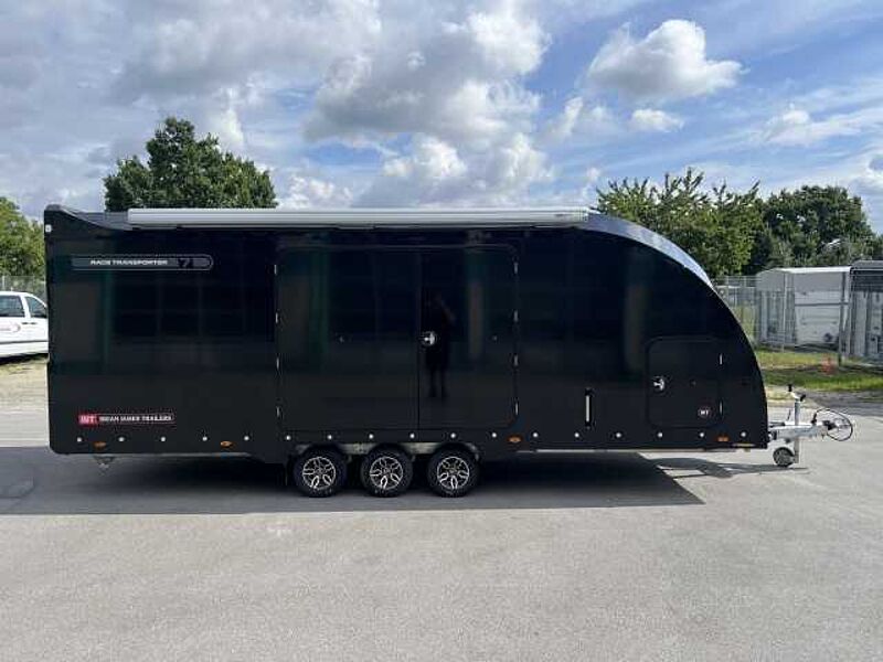 Brian James Race Transporter 7 Autotransporter geschlossen