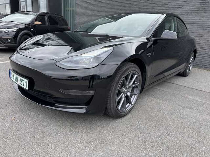 Tesla MODEL 3 AWD Long Range Dual Motor 500PK/602km bereik in 8000 Brugge Tesla MODEL 3 AWD Long Range Dual Motor 500PK/602km bereik