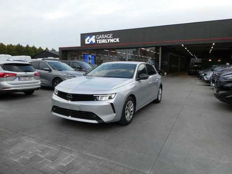 Opel Astra 1.2 i benzine 110pk Business 5d '23 48000km (13296)