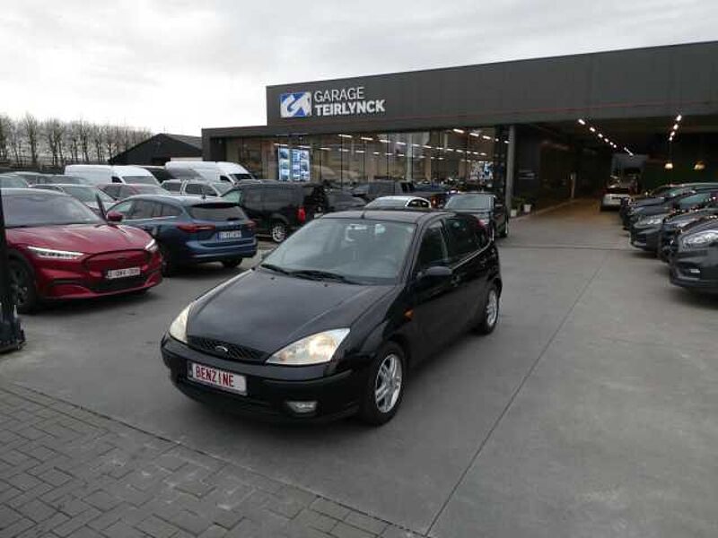 Ford Focus 1.6 i benzine 100pk 5d Business Trekhaak '02 garantie (31458) in 8790 Waregem Ford Focus 1.6 i benzine 100pk 5d Business Trekhaak '02 garantie (31458)