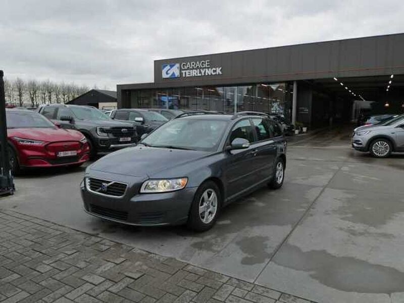 Volvo V50 Break 1.6 D 110pk Business '09 garantie (34095) in 8790 Waregem Volvo V50 Break 1.6 D 110pk Business '09 garantie (34095)