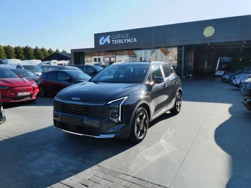 Kia Sportage 1.6 T-GDi 150pk Automaat LX Plus Facelift '25 STOCK (70390) in 8790 Waregem Kia Sportage 1.6 T-GDi 150pk Automaat LX Plus Facelift '25 STOCK (70390)