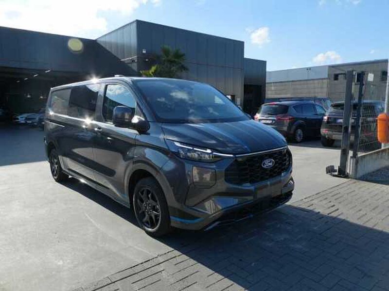 Ford Transit Custom L2 Multi-Use SPORT 5pl 2.5 i PHEV 233pk Automaat STOCK (43403) in 8790 Waregem Ford Transit Custom L2 Multi-Use SPORT 5pl 2.5 i PHEV 233pk Automaat STOCK (43403)