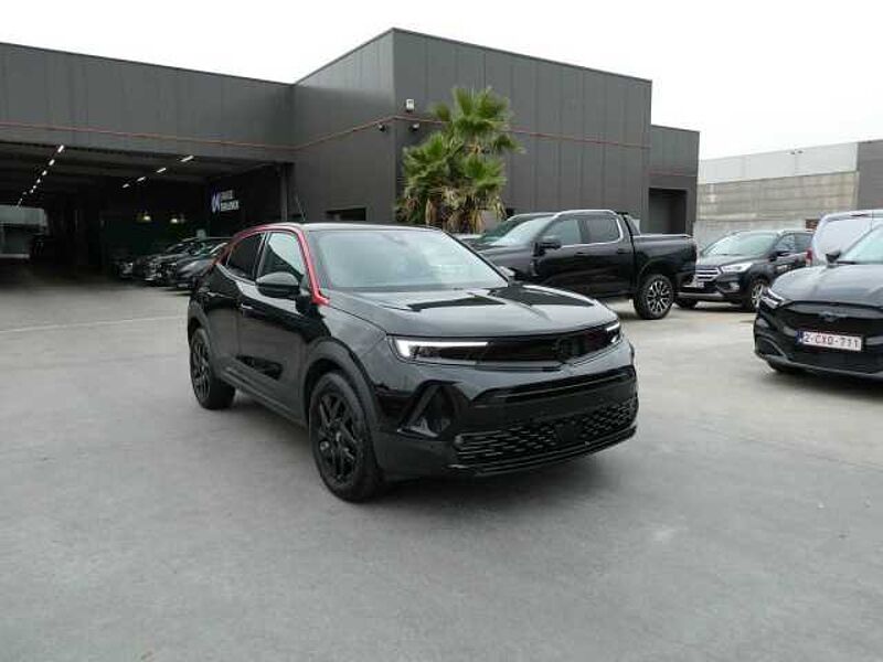 Opel Mokka 1.2 i 100pk GS Line SPORT '23 23000km (09957) in 8790 Waregem Opel Mokka 1.2 i 100pk GS Line SPORT '23 23000km (09957)