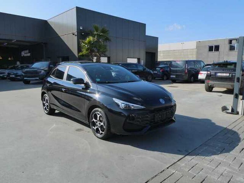 MG MG3 Hybrid + 1.5 i HEV 194pk Automaat Luxury 360° camera BLIS ACC (92240) in 8790 Waregem MG MG3 Hybrid + 1.5 i HEV 194pk Automaat Luxury 360° camera BLIS ACC (92240)
