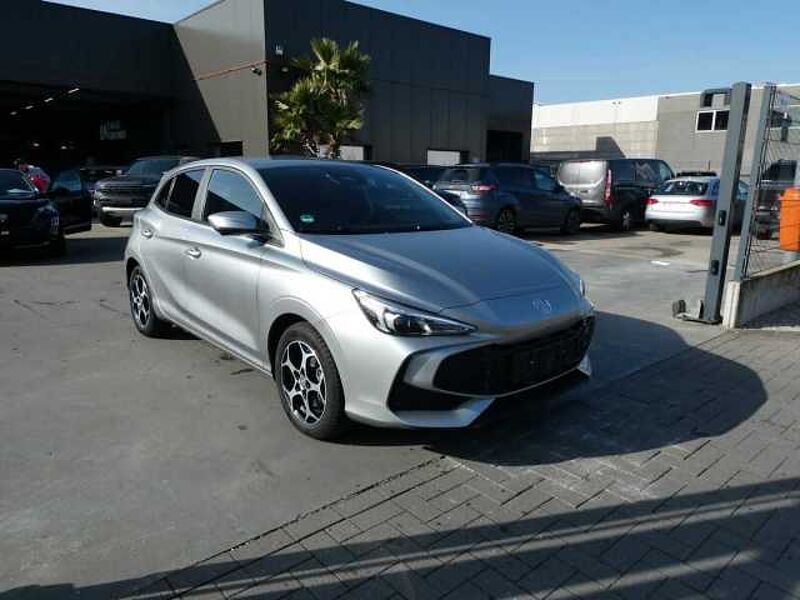 MG MG3 Hybride + 1.5 i HEV 194pk Automaat Luxury 360° camera BLIS ACC (85618) in 8790 Waregem MG MG3 Hybride + 1.5 i HEV 194pk Automaat Luxury 360° camera BLIS ACC (85618)