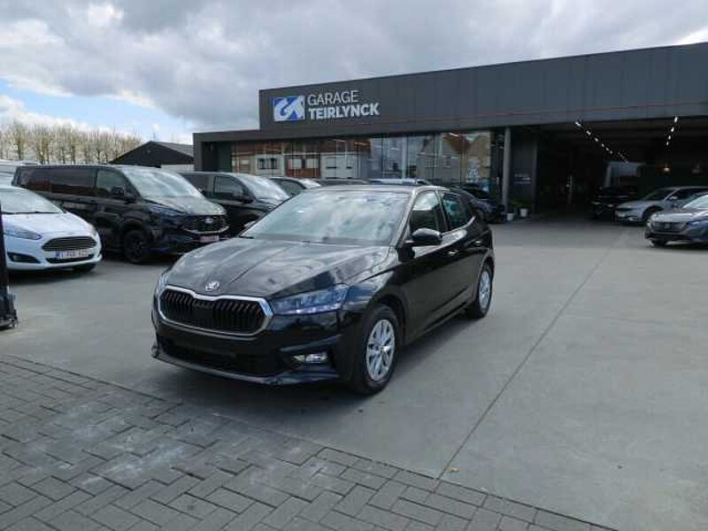 SKODA Fabia 1.0 TSi 110pk Automaat Business '24 22000km (38204) in 8790 Waregem SKODA Fabia 1.0 TSi 110pk Automaat Business '24 22000km (38204)