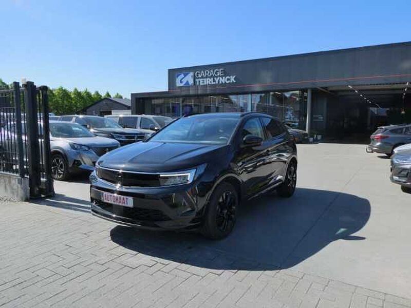 Opel Grandland 1.2 i 130pk Automaat GS Line Black Edition Camera BLIS (61755) in 8790 Waregem Opel Grandland 1.2 i 130pk Automaat GS Line Black Edition Camera BLIS (61755)