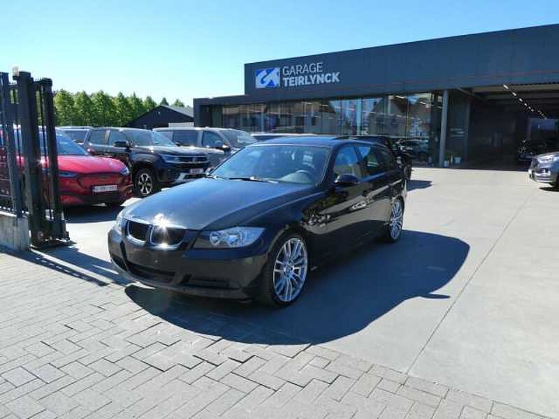 BMW 318i Break 2.0 i 140pk Business Sport Pano '08 141000km (50623) in 8790 Waregem BMW 318i Break 2.0 i 140pk Business Sport Pano '08 141000km (50623)
