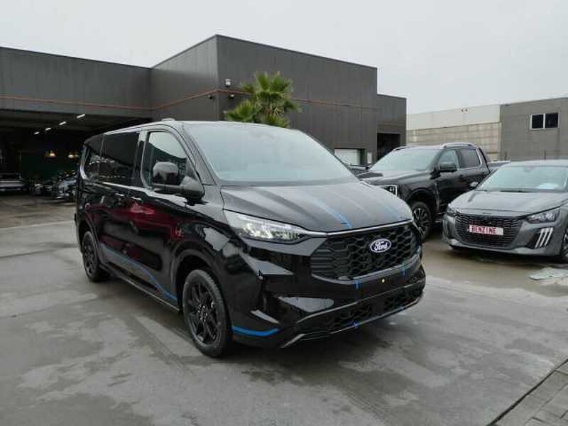 Ford Transit Custom Multi-Use 5pl SPORT automaat L1 2.0 TDCi 170pk STOCK (47950) in 8790 Waregem Ford Transit Custom Multi-Use 5pl SPORT automaat L1 2.0 TDCi 170pk STOCK (47950)
