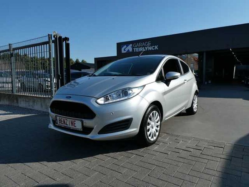 Ford Fiesta 3d 1.2 i benzine 60pk Trend Luxe garantie (65926) in 8790 Waregem Ford Fiesta 3d 1.2 i benzine 60pk Trend Luxe garantie (65926)