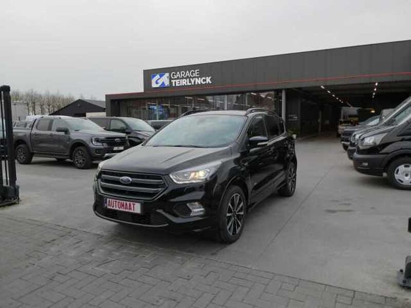 Ford Kuga ST-Line 1.5 i 175pk Automaat AWD Pano Trekhaak '18 70000km (54116) in 8790 Waregem Ford Kuga ST-Line 1.5 i 175pk Automaat AWD Pano Trekhaak '18 70000km (54116)