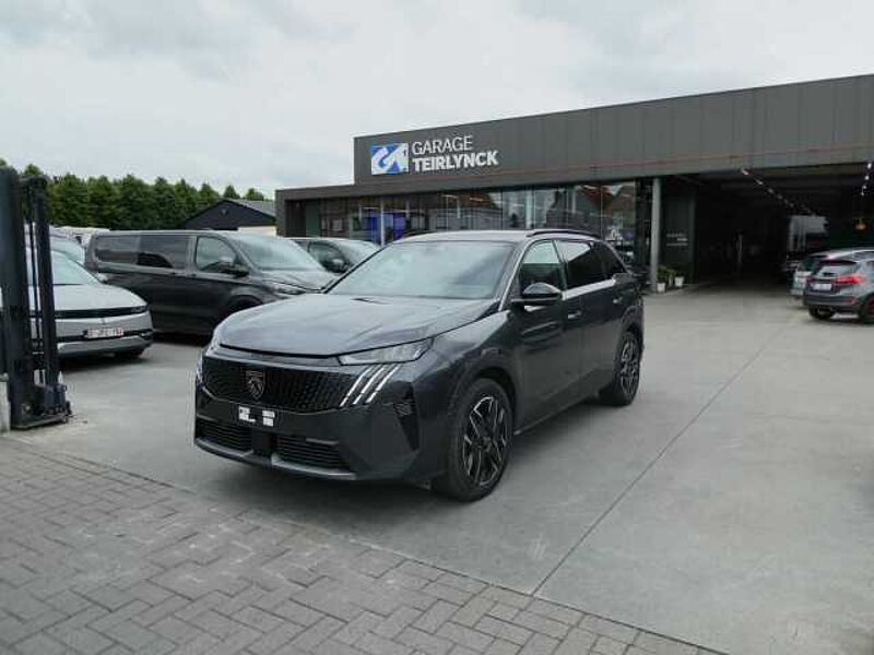 Peugeot 5008 1.2 i MHEV automaat 145pk 7 plaatsen Allure Camera '25 28000km (66751) in 8790 Waregem Peugeot 5008 1.2 i MHEV automaat 145pk 7 plaatsen Allure Camera '25 28000km (66751)