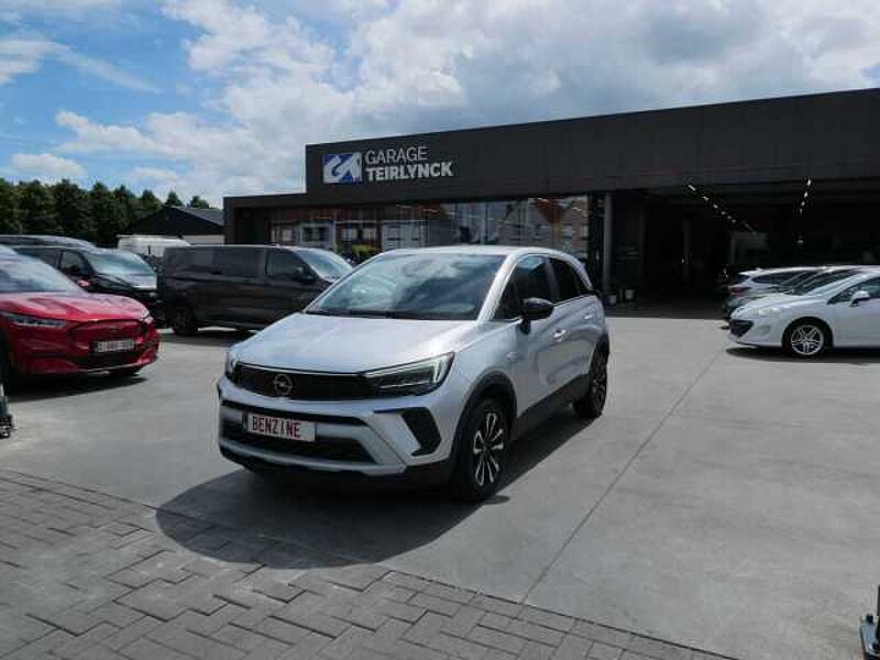 Opel Crossland 1.2 i benzine 110pk Elegance Camera '23 19000km (90947) in 8790 Waregem Opel Crossland 1.2 i benzine 110pk Elegance Camera '23 19000km (90947)