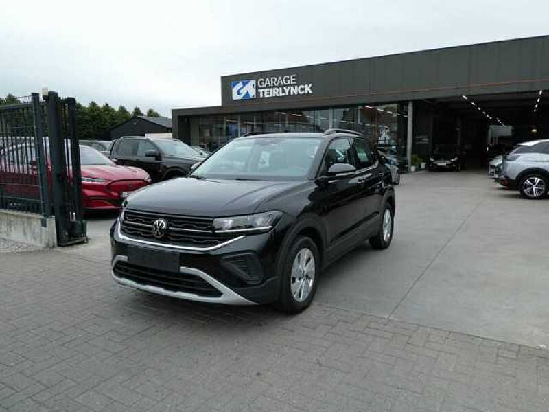 Volkswagen T-Cross 1.0 TSi 95pk Business Luxe Camera '24 30000km (14083) in 8790 Waregem Volkswagen T-Cross 1.0 TSi 95pk Business Luxe Camera '24 30000km (14083)