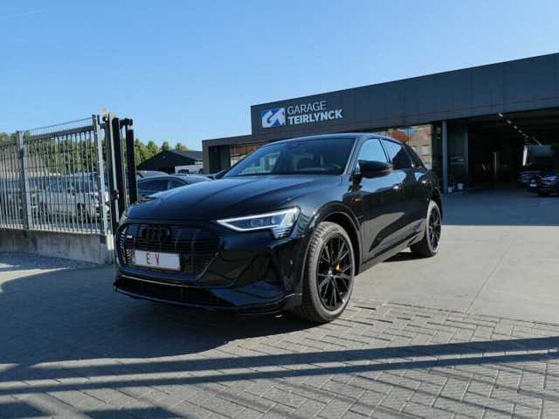 Audi E-tron 50 Quattro 313pk 2x S-Line Black Edition Trekhaak (17489) in 8790 Waregem Audi E-tron 50 Quattro 313pk 2x S-Line Black Edition Trekhaak (17489)