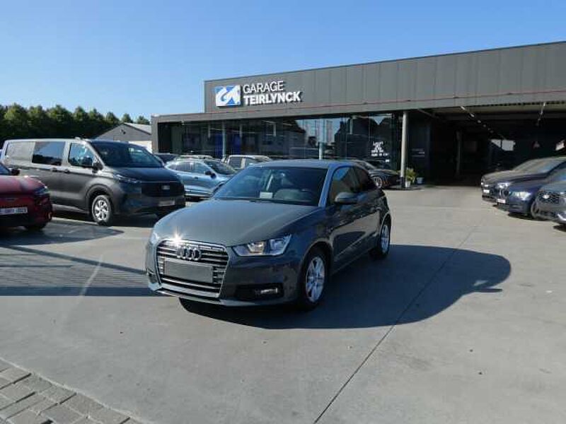 Audi A1 3d 1.0 i benzine 95pk Business Sport Luxe (15429) in 8790 Waregem Audi A1 3d 1.0 i benzine 95pk Business Sport Luxe (15429)