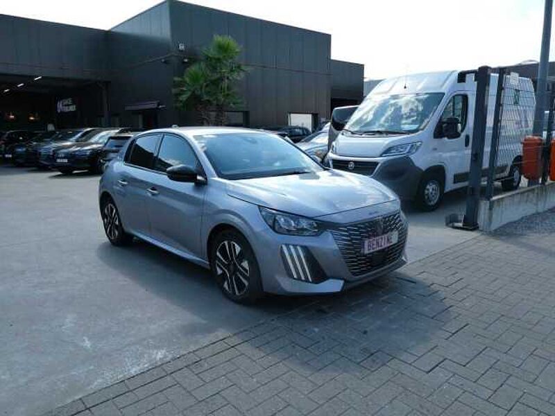 Peugeot 208 1.2 i benzine 100pk Allure Luxe '25 16000km (83695)