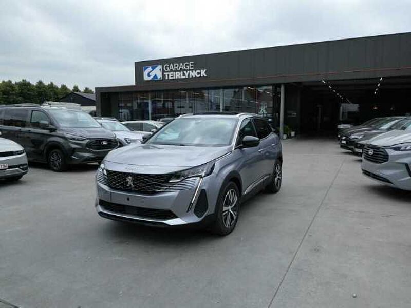 Peugeot 3008 1.6 i PHEV automaat 180pk Allure Pano Camera '24 10000km (15113) in 8790 Waregem Peugeot 3008 1.6 i PHEV automaat 180pk Allure Pano Camera '24 10000km (15113)