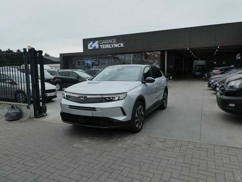 Opel Grandland 1.2 i MHEV automaat 145pk GS Sport 360 °Cam ACC BLIS (16068) in 8790 Waregem Opel Grandland 1.2 i MHEV automaat 145pk GS Sport 360 °Cam ACC BLIS (16068)