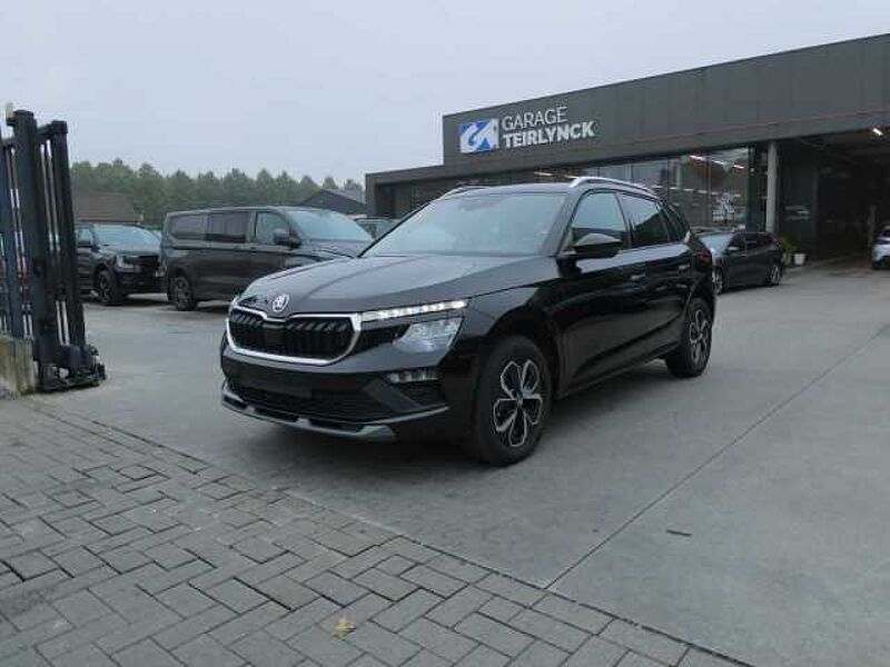 SKODA Kamiq 1.0 TSi 115pk Business Luxe Camera '25 27000km (27999) in 8790 Waregem SKODA Kamiq 1.0 TSi 115pk Business Luxe Camera '25 27000km (27999)