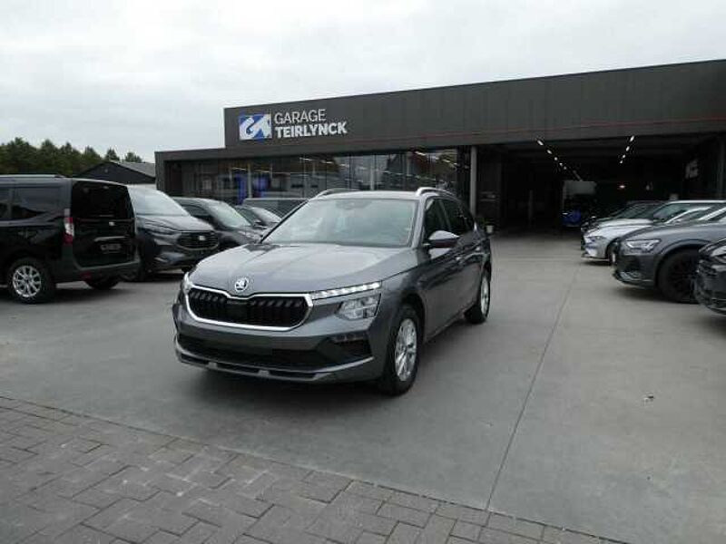 SKODA Kamiq 1.0 TSi 115pk Business Luxe Camera '25 28000km (07249) in 8790 Waregem SKODA Kamiq 1.0 TSi 115pk Business Luxe Camera '25 28000km (07249)