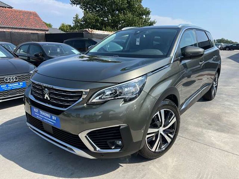 Peugeot 5008 1.2i AUTOMAAT 7 ZIT NAVI LEDER CAMERA CARPLAY LED