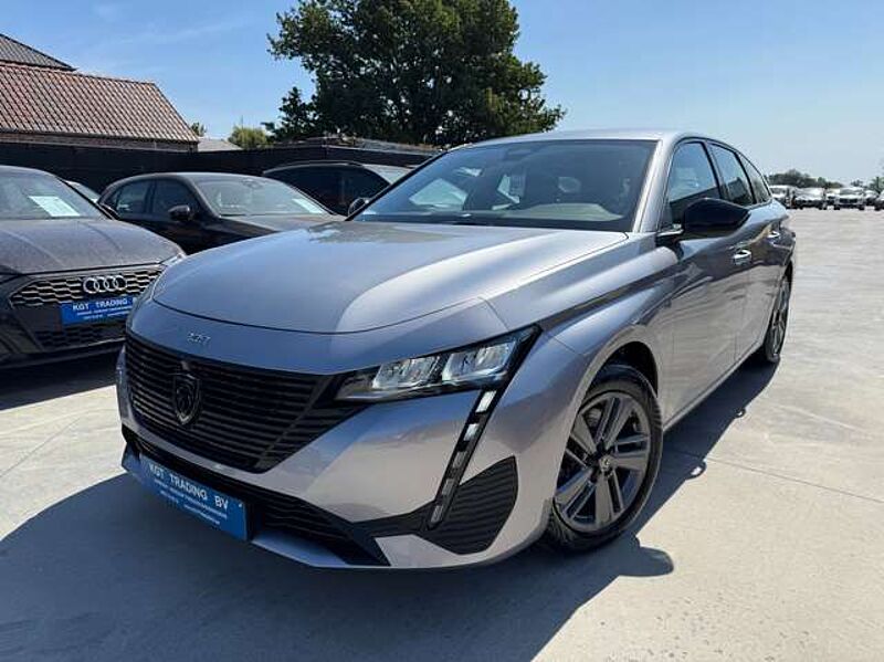 Peugeot 308 1.2I 130PK AUTOMAAT FULL LED NAVIGATIE CARPLAY ALU