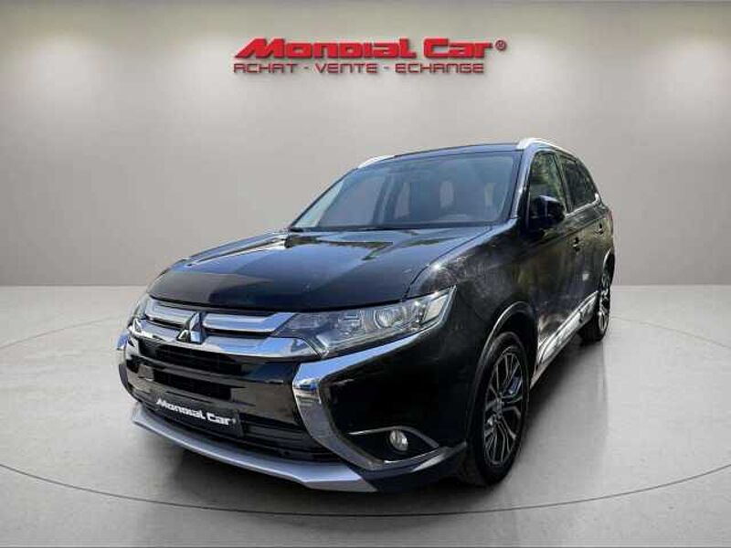 Mitsubishi Outlander Outlander 2.2 DI-D 2WD *Marchand ou export* in 1400 Nivelles Mitsubishi Outlander Outlander 2.2 DI-D 2WD *Marchand ou export*
