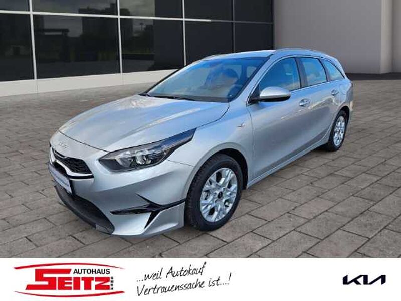Kia Cee'd_sw Vision 1.0T Navi Klima RFK PDC DAB Sitzheizung Lenkradheizung Ceed_sw in 63785 Obernburg Kia Cee'd_sw Vision 1.0T Navi Klima RFK PDC DAB Sitzheizung Lenkradheizung Ceed_sw