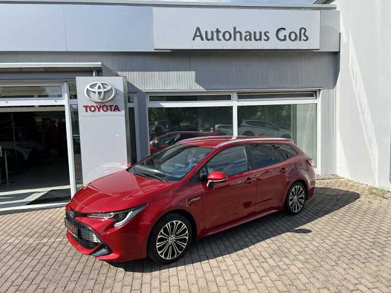 Toyota Corolla Touring Sports 2.0 Hybrid - Team D