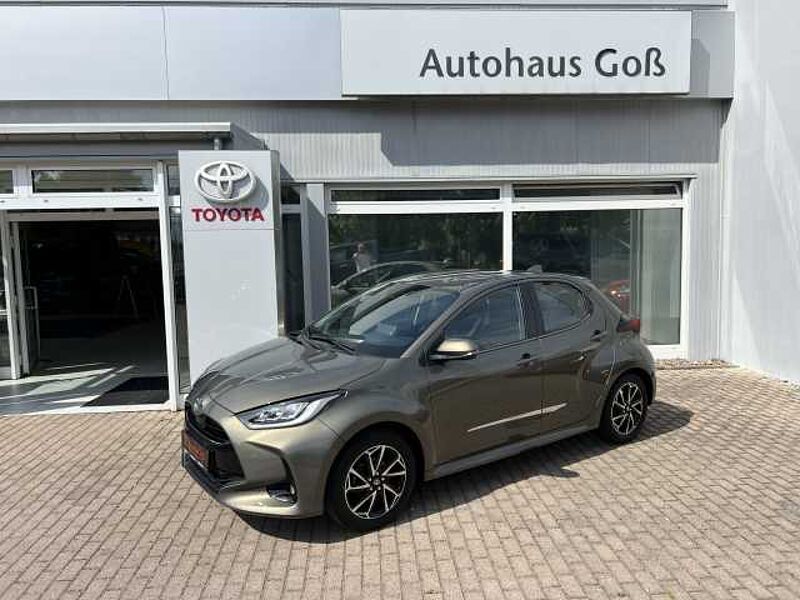 Toyota Yaris 1.5l - Club nur 18.000km