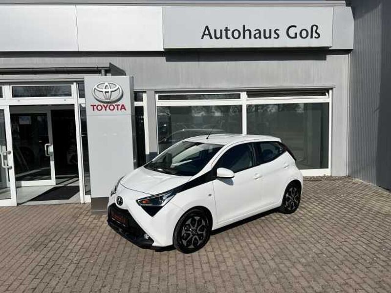 Toyota AYGO X Automatik Team Deutschland
